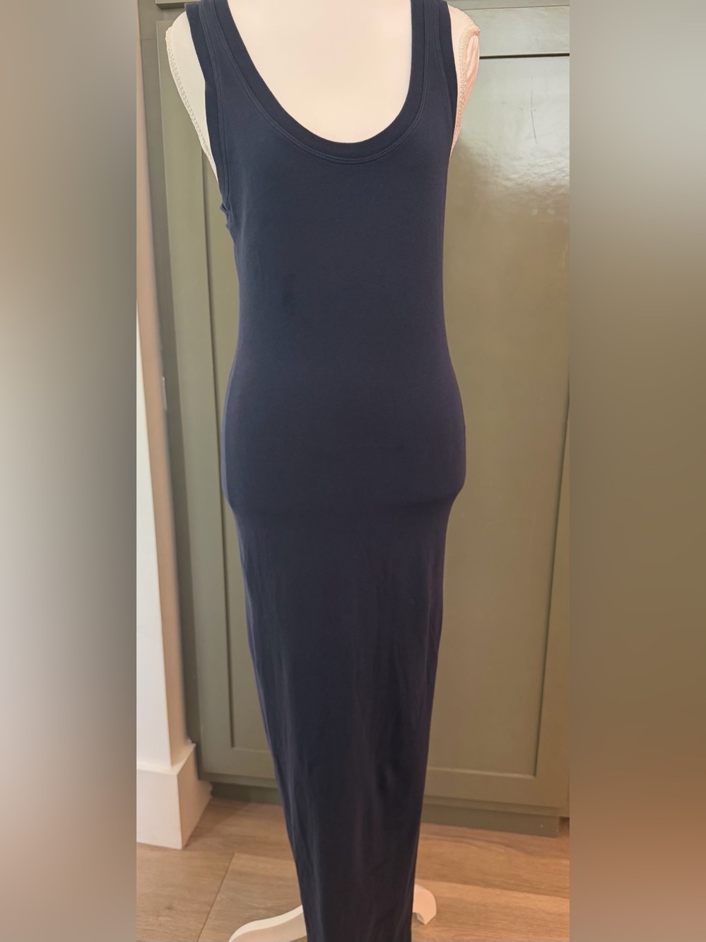 Classic Sleeveless Navy Maxi Dress - Size 1 - Picture 2 of 6